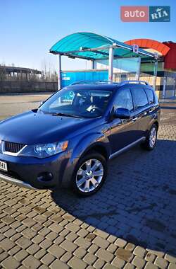 Позашляховик / Кросовер Mitsubishi Outlander XL 2007 в Рівному