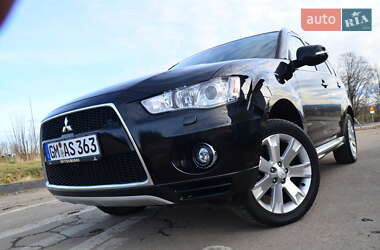 Позашляховик / Кросовер Mitsubishi Outlander XL 2011 в Дрогобичі