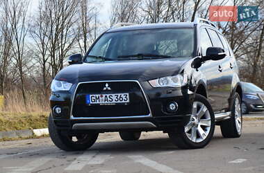 Mitsubishi Outlander XL 2011