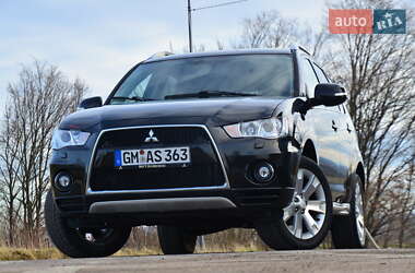 Позашляховик / Кросовер Mitsubishi Outlander XL 2011 в Дрогобичі