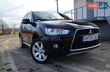 Позашляховик / Кросовер Mitsubishi Outlander XL 2011 в Дрогобичі