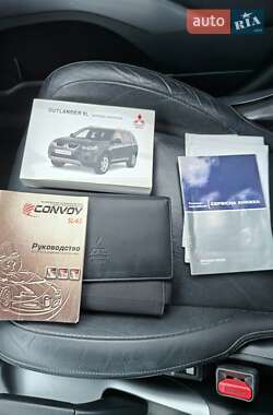 Позашляховик / Кросовер Mitsubishi Outlander XL 2008 в 