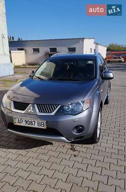 Позашляховик / Кросовер Mitsubishi Outlander XL 2007 в Запоріжжі