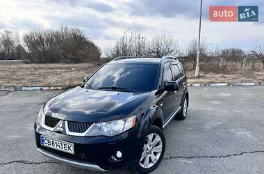 Внедорожник / Кроссовер Mitsubishi Outlander XL 2007 в Мене