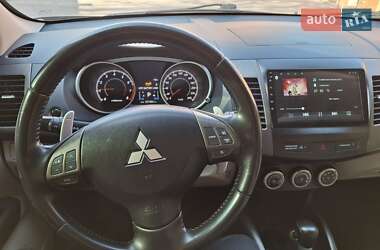 Внедорожник / Кроссовер Mitsubishi Outlander XL 2009 в Бердичеве