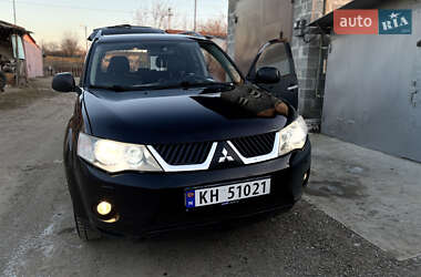 Внедорожник / Кроссовер Mitsubishi Outlander XL 2007 в Стрые