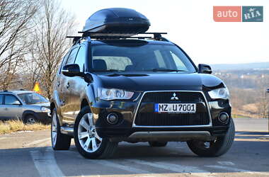 Позашляховик / Кросовер Mitsubishi Outlander XL 2010 в Дрогобичі