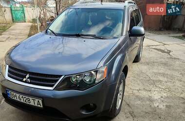 Позашляховик / Кросовер Mitsubishi Outlander XL 2007 в Ізмаїлі