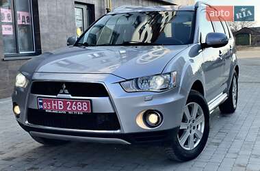 Внедорожник / Кроссовер Mitsubishi Outlander XL 2010 в Ковеле