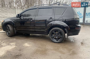 Внедорожник / Кроссовер Mitsubishi Outlander XL 2007 в 