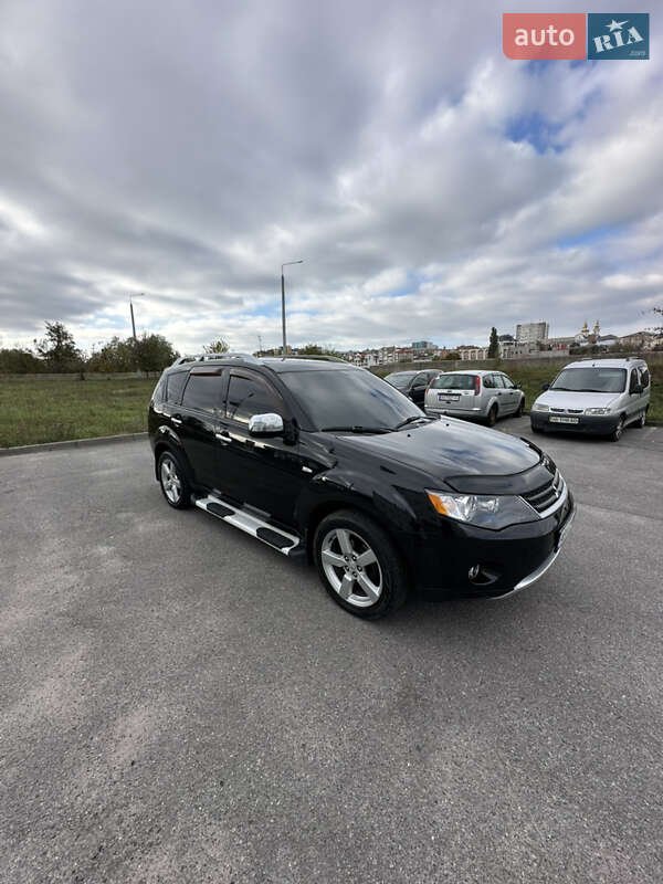 Внедорожник / Кроссовер Mitsubishi Outlander XL 2008 в Виннице