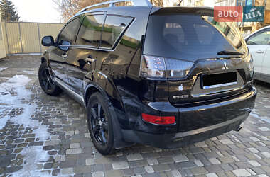 Внедорожник / Кроссовер Mitsubishi Outlander XL 2008 в Днепре