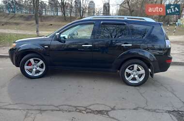 Внедорожник / Кроссовер Mitsubishi Outlander XL 2008 в Киеве