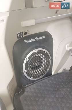 Позашляховик / Кросовер Mitsubishi Outlander XL 2008 в 