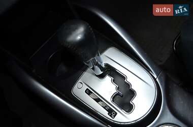 Внедорожник / Кроссовер Mitsubishi Outlander XL 2008 в 