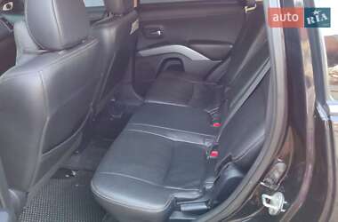 Внедорожник / Кроссовер Mitsubishi Outlander XL 2012 в 