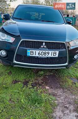 Внедорожник / Кроссовер Mitsubishi Outlander XL 2012 в 