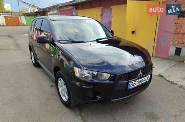 Mitsubishi Outlander XL 2011 Mitsubishi Outlander XL 2011