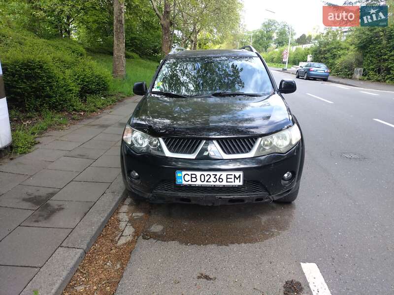 Mitsubishi Outlander XL 2008