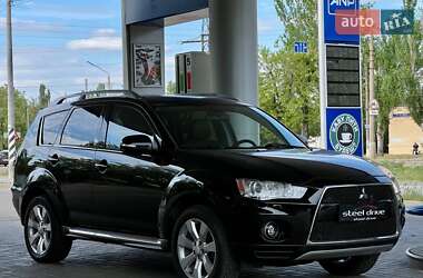 Mitsubishi Outlander XL 2010 Mitsubishi Outlander XL 2010