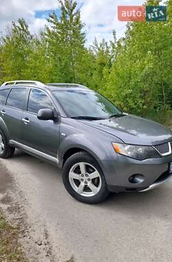 Позашляховик / Кросовер Mitsubishi Outlander XL 2008 в 
