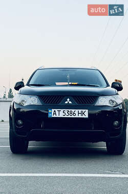 Внедорожник / Кроссовер Mitsubishi Outlander XL 2008 в 