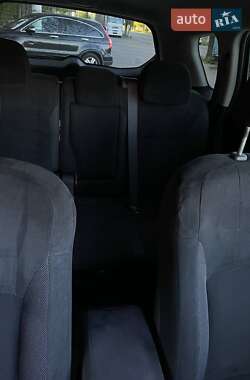 Внедорожник / Кроссовер Mitsubishi Outlander XL 2009 в 