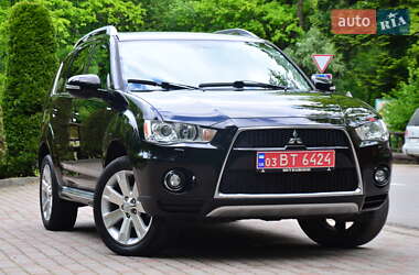 Позашляховик / Кросовер Mitsubishi Outlander XL 2011 в Трускавці