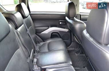 Позашляховик / Кросовер Mitsubishi Outlander XL 2008 в 