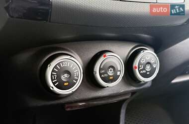 Позашляховик / Кросовер Mitsubishi Outlander XL 2008 в 