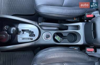 Внедорожник / Кроссовер Mitsubishi Outlander XL 2011 в 