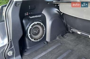 Внедорожник / Кроссовер Mitsubishi Outlander XL 2011 в 