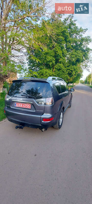 Позашляховик / Кросовер Mitsubishi Outlander XL 2010 в Білгороді-Дністровському
