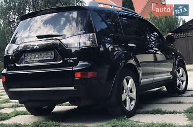 Внедорожник / Кроссовер Mitsubishi Outlander XL 2008 в 