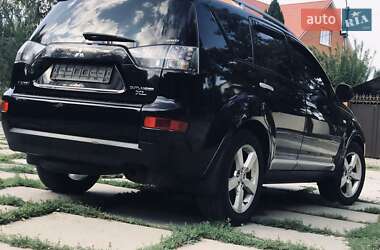 Внедорожник / Кроссовер Mitsubishi Outlander XL 2008 в 