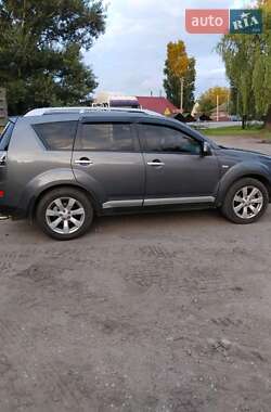 Внедорожник / Кроссовер Mitsubishi Outlander XL 2007 в 
