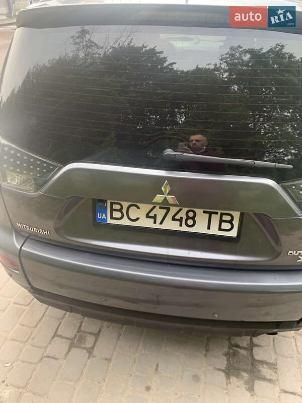 Позашляховик / Кросовер Mitsubishi Outlander XL 2008 в Львові фото 7 Позашляховик / Кросовер Mitsubishi Outlander XL 2008 в Львові