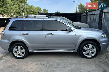 Внедорожник / Кроссовер Mitsubishi Outlander XL 2008 в Каменском