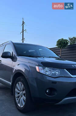 Внедорожник / Кроссовер Mitsubishi Outlander XL 2008 в 