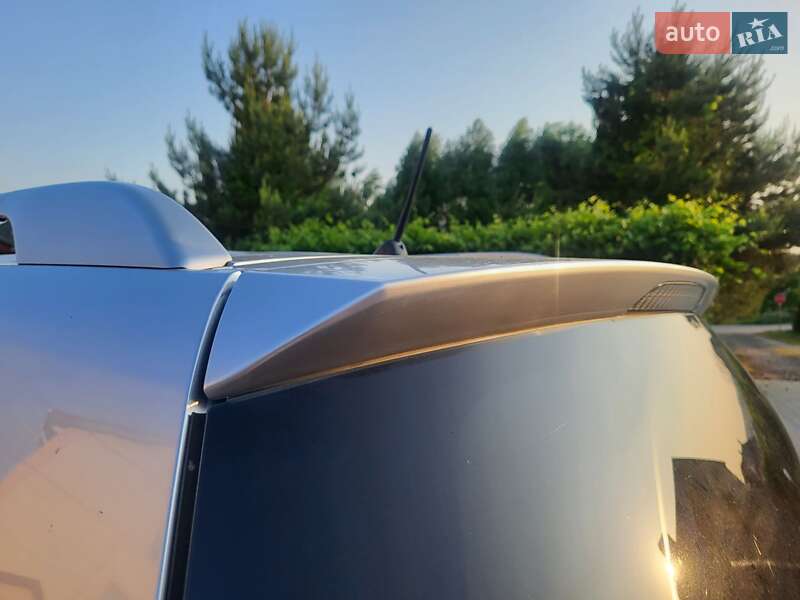 Позашляховик / Кросовер Mitsubishi Outlander XL 2007 в Хмельницькому