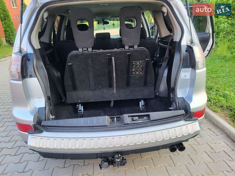 Позашляховик / Кросовер Mitsubishi Outlander XL 2007 в Хмельницькому