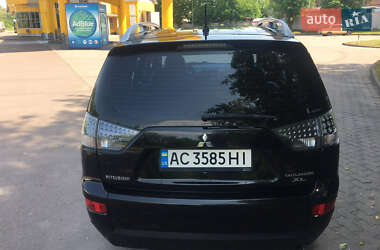 Позашляховик / Кросовер Mitsubishi Outlander XL 2007 в 