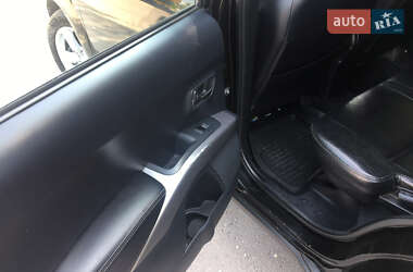 Позашляховик / Кросовер Mitsubishi Outlander XL 2007 в 