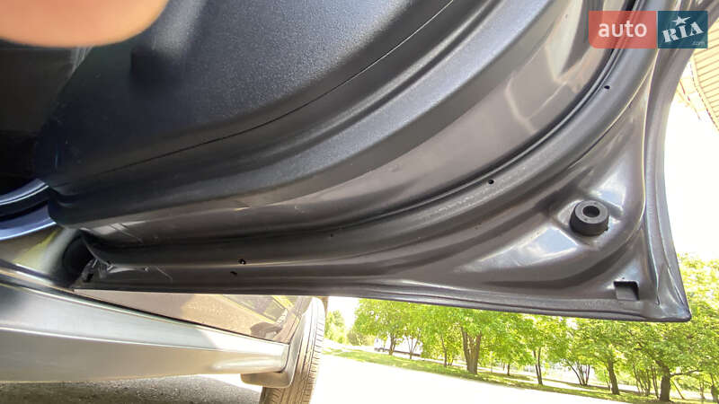 Внедорожник / Кроссовер Mitsubishi Outlander XL 2010 в Первомайске