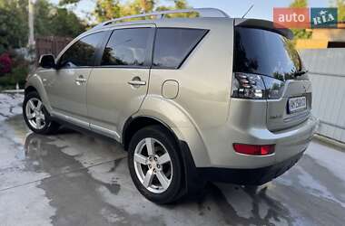 Внедорожник / Кроссовер Mitsubishi Outlander XL 2008 в 