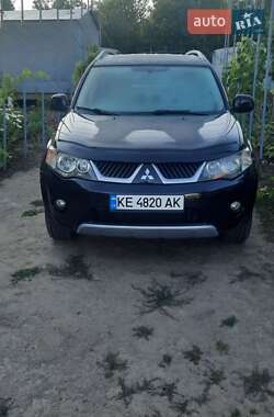 Позашляховик / Кросовер Mitsubishi Outlander XL 2007 в Кривому Розі