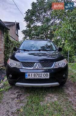 Внедорожник / Кроссовер Mitsubishi Outlander XL 2009 в Киеве