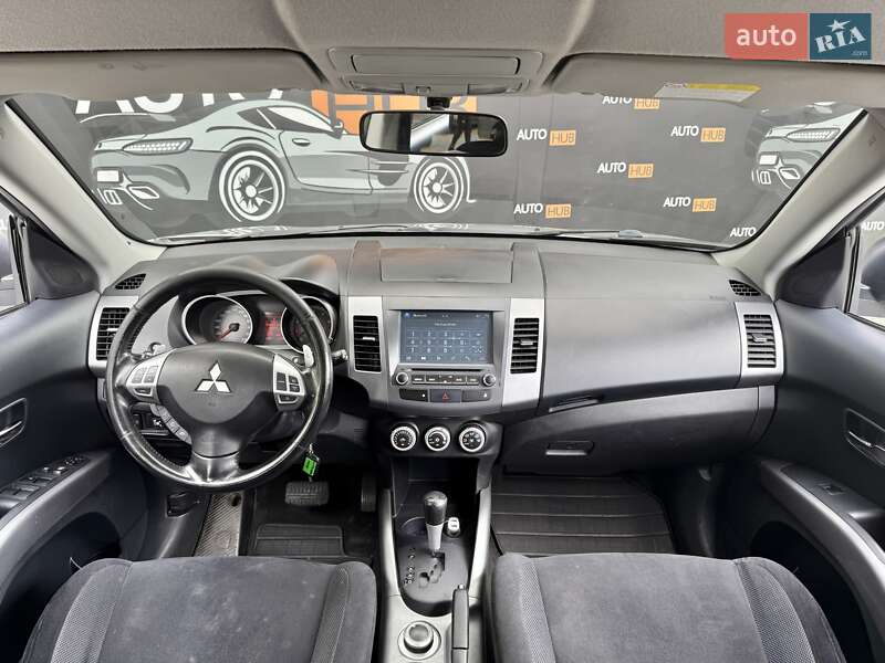 Внедорожник / Кроссовер Mitsubishi Outlander XL 2007 в Харькове