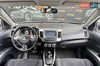 Внедорожник / Кроссовер Mitsubishi Outlander XL 2007 в 