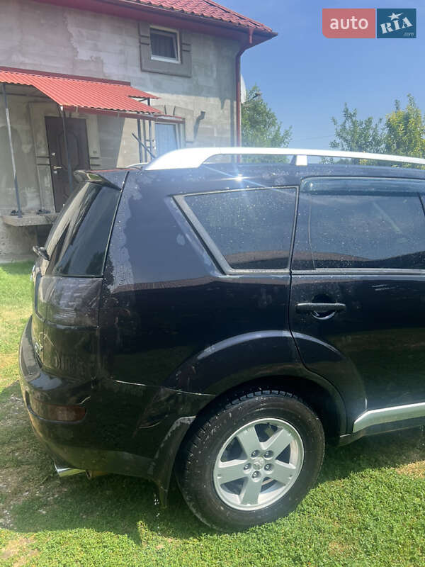 Внедорожник / Кроссовер Mitsubishi Outlander XL 2008 в Тернополе фото 2 Внедорожник / Кроссовер Mitsubishi Outlander XL 2008 в Тернополе